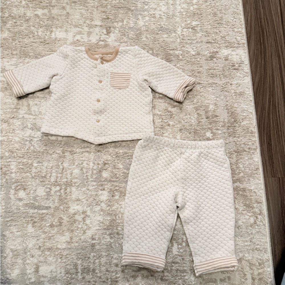 Boutique Baby Cream and Tan Quilted Kids Set size 6/9M